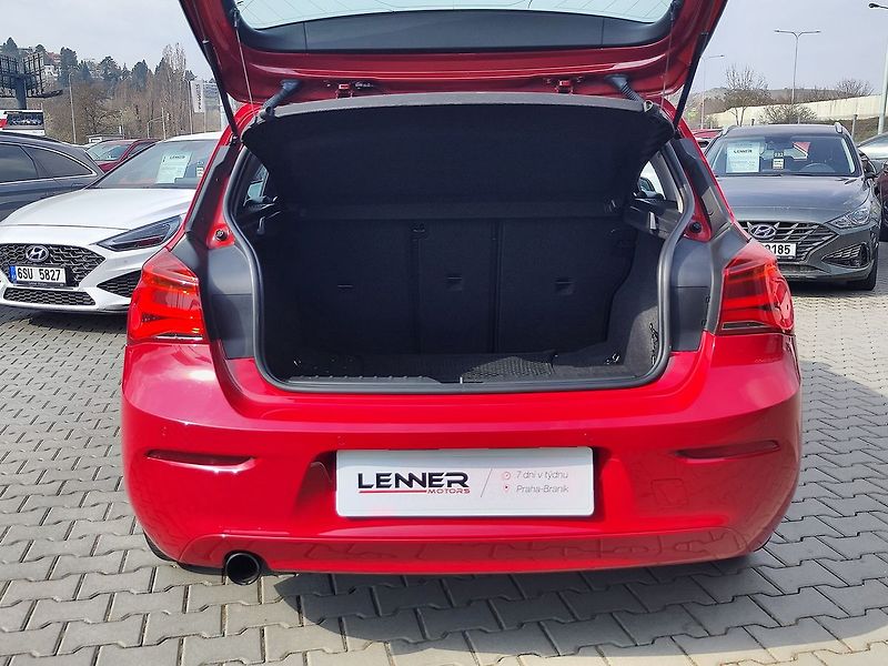 BMW Řada 1 118i Advantage ČR - fotka 9 z 28