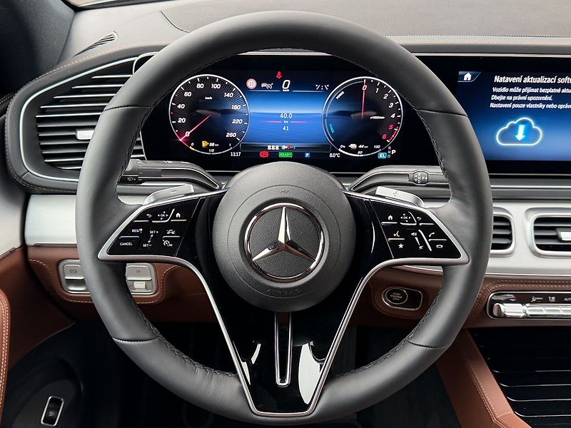 Mercedes-Benz GLE 350 de 4MATIC kupé - fotka 18 z 33