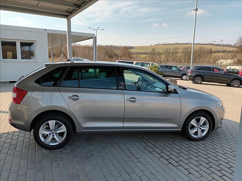 Škoda Rapid 1,2 TSI,81KW,KLIMA,PARKING, - fotka 4 z 39