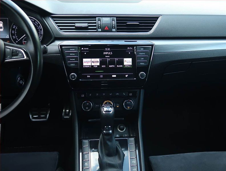 Škoda Superb (2017) Style 2.0 TDI 4x4, 4X4 - fotka 12 z 18