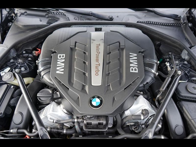 BMW Řada 6 650i xDrive, cabrio, 405PS - fotka 23 z 69