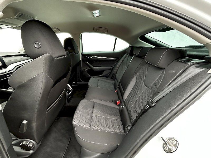 Škoda Octavia (2023) 1.5 TSI 110kW MP6 Style - fotka 29 z 35