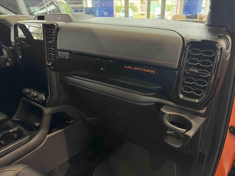 Ford Ranger (2026) 2,3 EcoBoost PHEV 205 kW 10 st - fotka 20 z 20