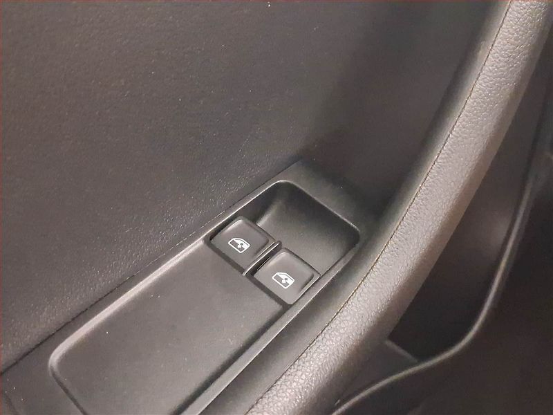 Škoda Fabia (2020) Ambition 1.0 TSI, ČR,1.maj - fotka 19 z 19