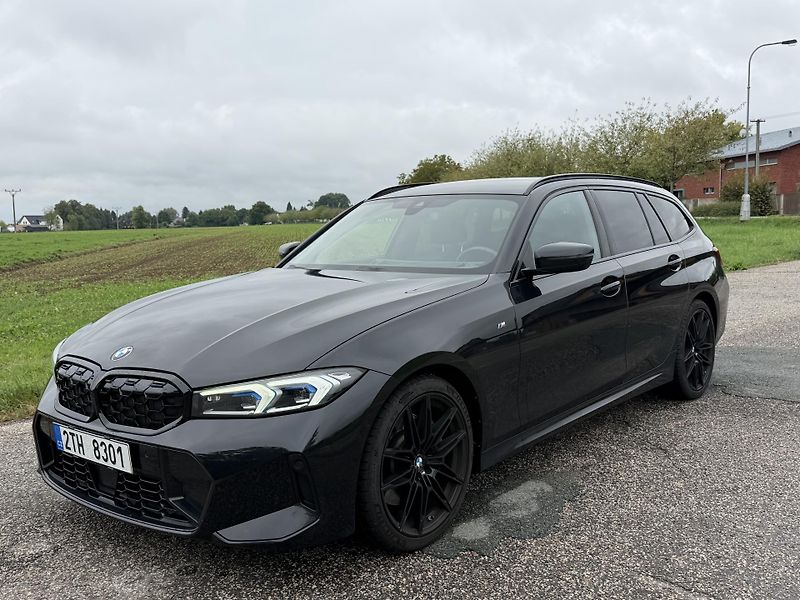 BMW Řada 3 (2023) 330i xDrive ČR DPH Tažné - fotka 1 z 17
