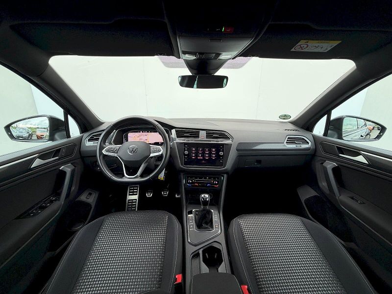 Volkswagen Tiguan (2021) 1.5 TSI 110kW United - fotka 9 z 35