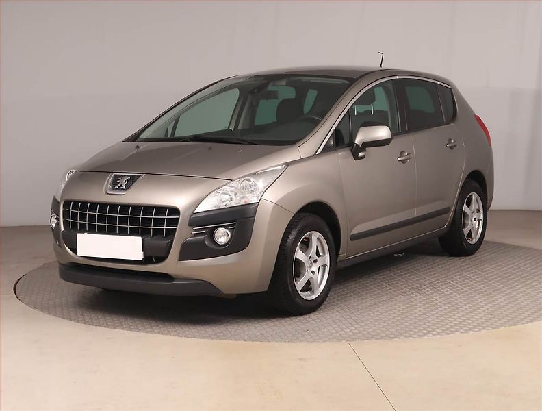 Peugeot 3008 (2010) 1.6 HDi, Tempomat - fotka 2 z 14