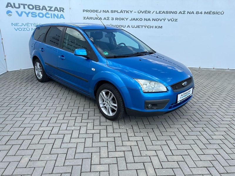 Ford Focus (2008) Kombi 1.8i - fotka 3 z 23