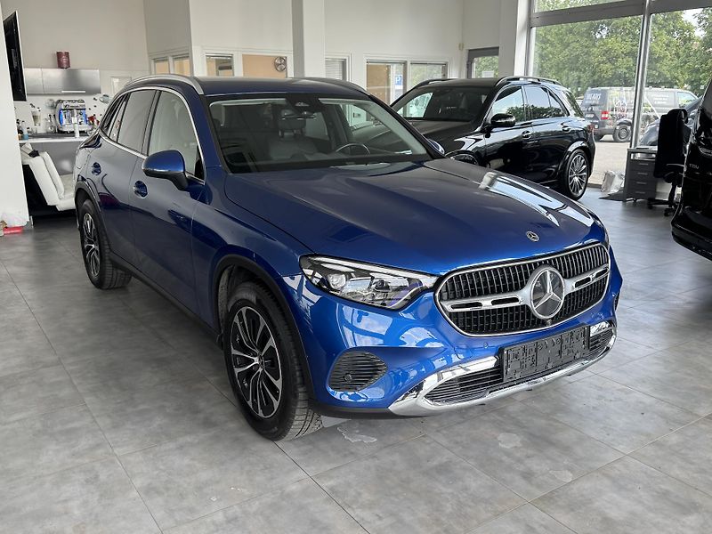Mercedes-Benz GLC (2024) 220d 4MATIC LED AVANTGARDE - fotka 1 z 35