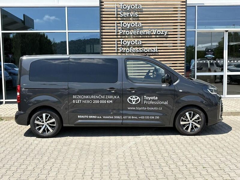 Toyota ProAce Verso 2,2 L1 AT8 7S VIP - fotka 7 z 37