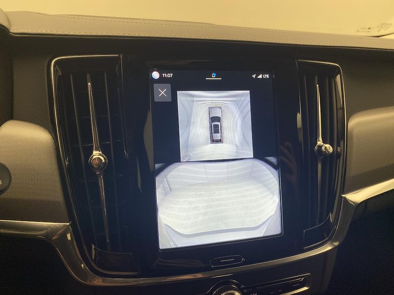 Volvo V90 T6 AWD RECHARGE BRIGHT PLUS - fotka 57 z 58