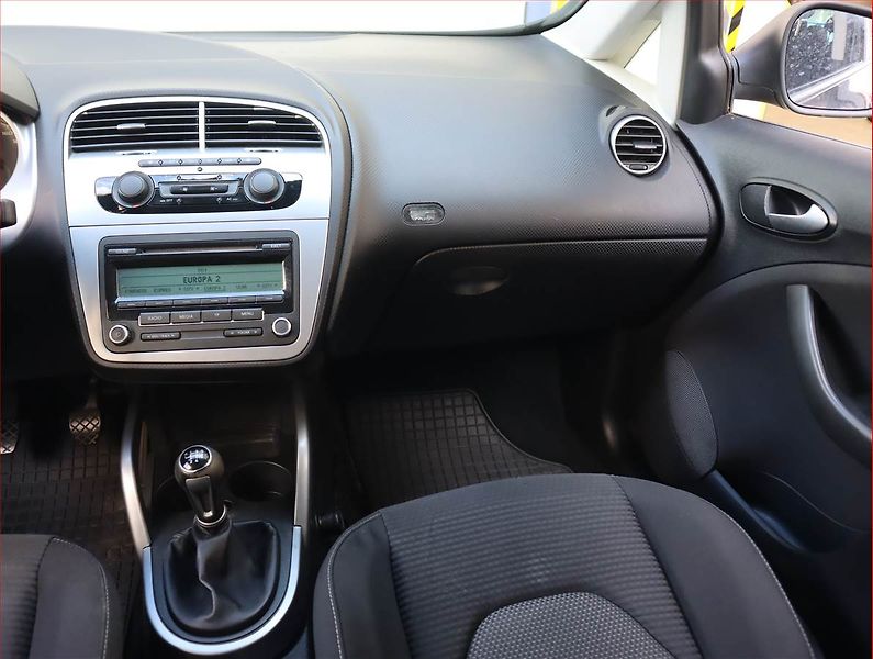 Seat Altea (2011) 1.9 TDI, Serv.kniha, Tempomat - fotka 8 z 17