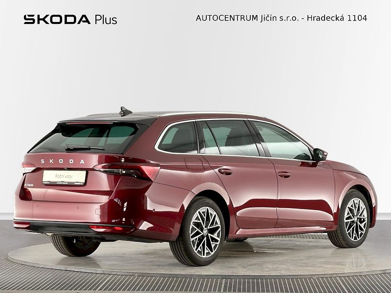 Škoda Octavia (2025) Combi DSG 1.5TSI 110kW Top Sel - fotka 2 z 32