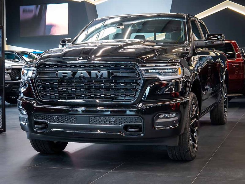 Dodge RAM (2026) 5.7 HEMI V8 Limited 2026 - fotka 1 z 47