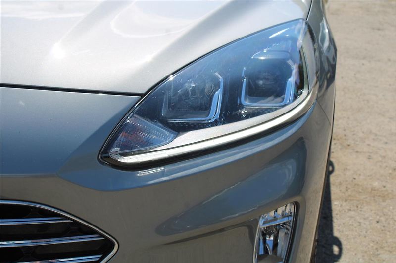 Ford Kuga 1,5 EB  ČR,1.MAJ,TITANIUM,DPH - fotka 31 z 38