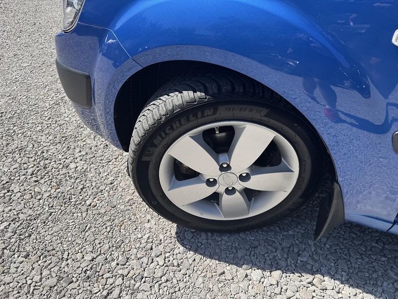 Kia Rio (2009) 1,4DOHC,SERVISKA,2SADY KOL - fotka 27 z 38