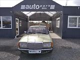 Mercedes-Benz 200 2,0   200 D 123 - náhled 1