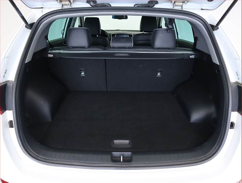 Kia Sportage (2017) 1.7 CRDi, Automat, Kůže, Navi - fotka 14 z 20