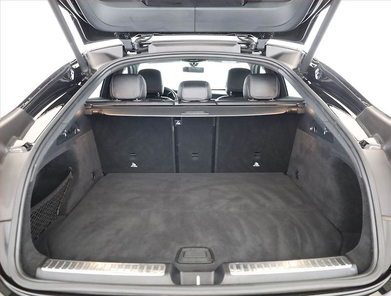 Mercedes-Benz GLC (2023) 220 d 4MATIC - fotka 17 z 18