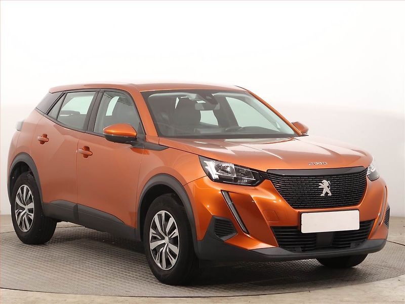 Peugeot 2008 (2021) 1.2 PureTech, ČR,1.maj - fotka 1 z 13
