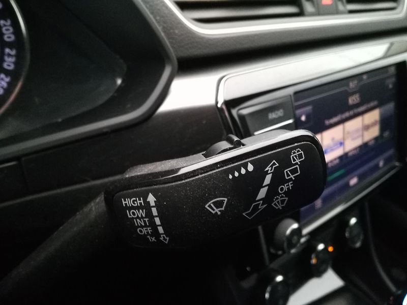 Škoda Superb 2,0 TDI 4x4 /140 kW/ - fotka 25 z 40