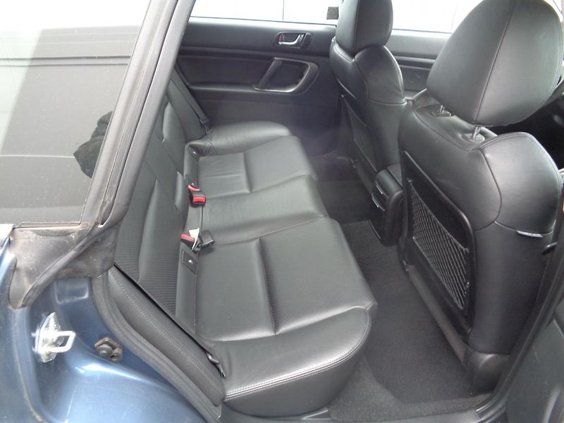 Subaru Legacy 2,0 - fotka 11 z 30
