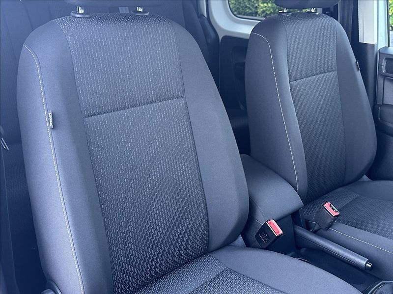 Volkswagen Caddy 1,0 TSI 102PS  Kombi Trendline - fotka 18 z 51