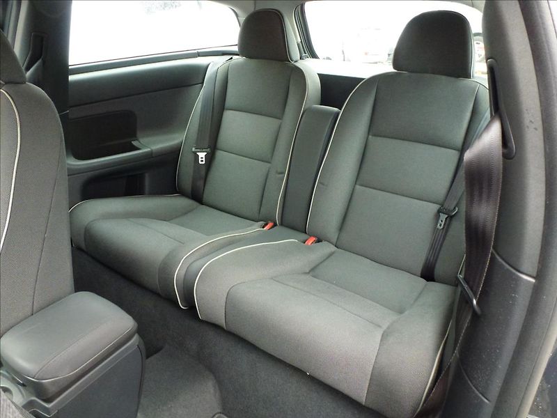 Volvo C30 2,0 i 16V Titanium Grey - fotka 21 z 62