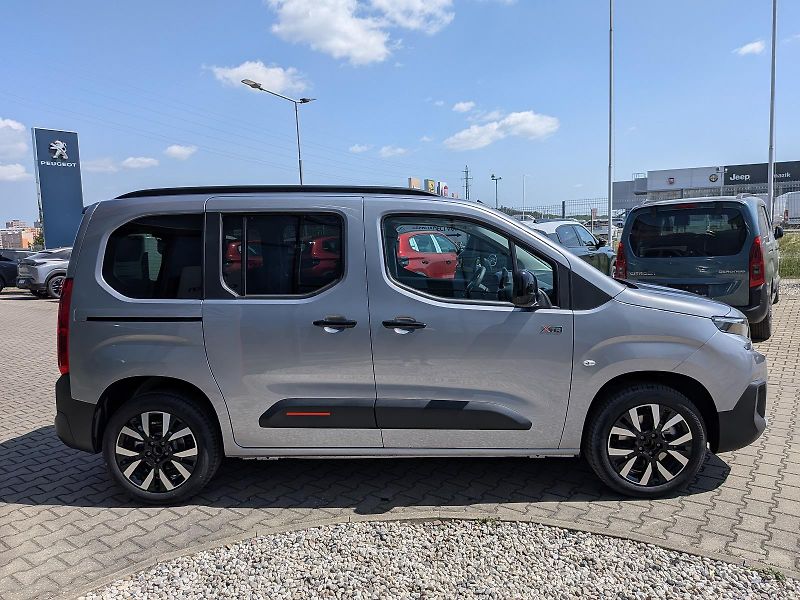 Citroën Berlingo (2026) MAX Diesel 130k Manual - fotka 9 z 12