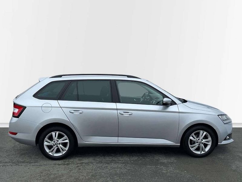 Škoda Fabia (2023) Combi Ambition 1.0 TSI - fotka 8 z 20