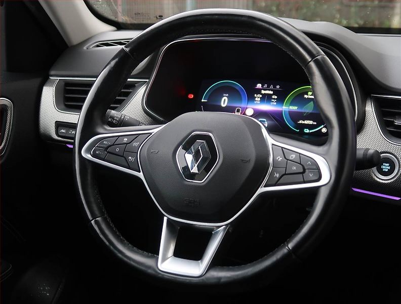 Renault Arkana (2023) Intens E-Tech - fotka 18 z 21