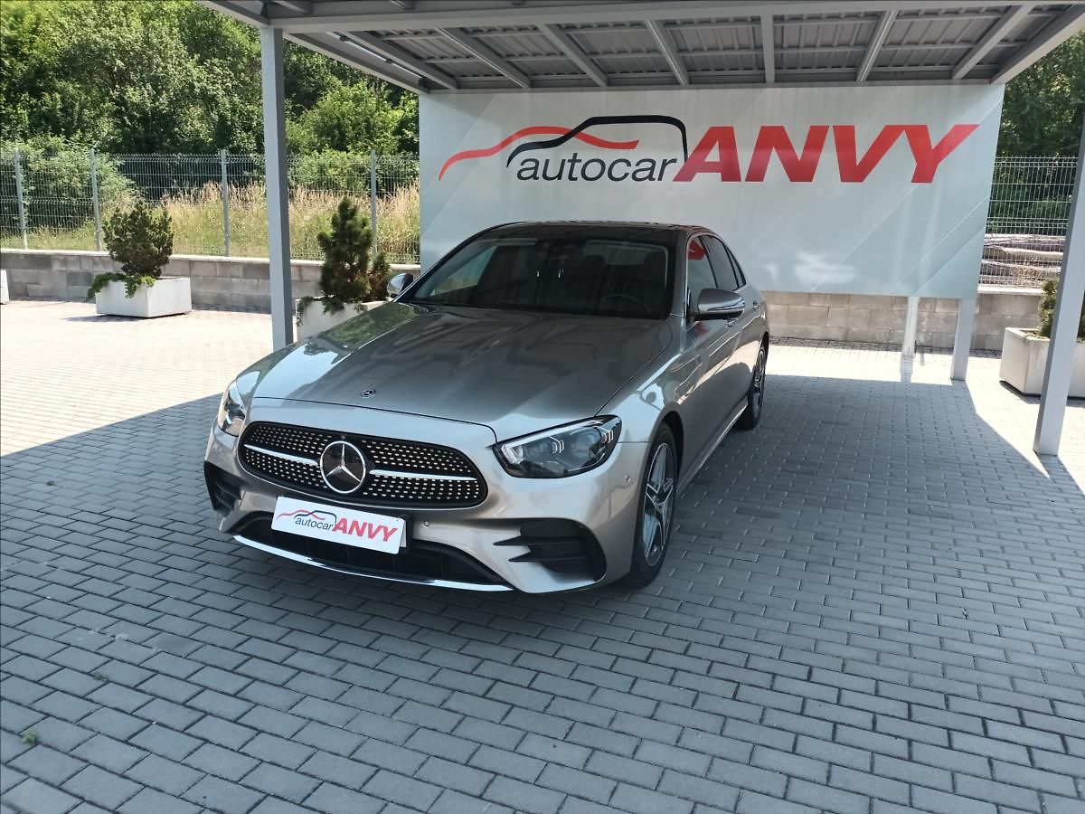 Mercedes-Benz Třídy E 2,0 220d,AMG,4MATIC,PANO,9G