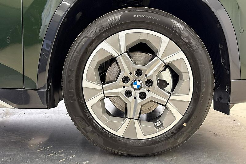 BMW X1 sDrive18d - fotka 6 z 14