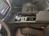 Volvo XC60 (2026) B5 PLUS BLACK + 4SERVIS/ZÁRUKA - náhled 9
