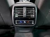 Volkswagen Passat (2023) BUSINESS PREMIUM 2.0TDI 110KW - náhled 40