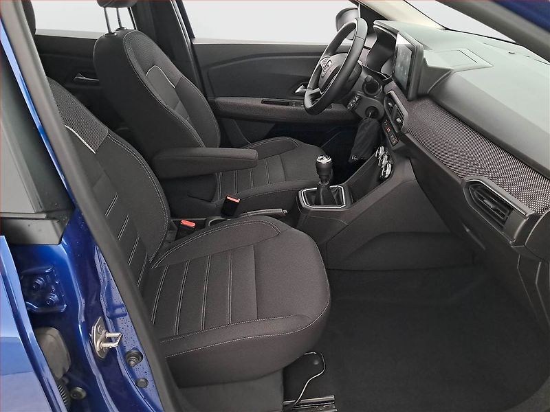 Dacia Sandero (2022) 1.0 TCe LPG, LPG, ČR,1.maj - fotka 9 z 17