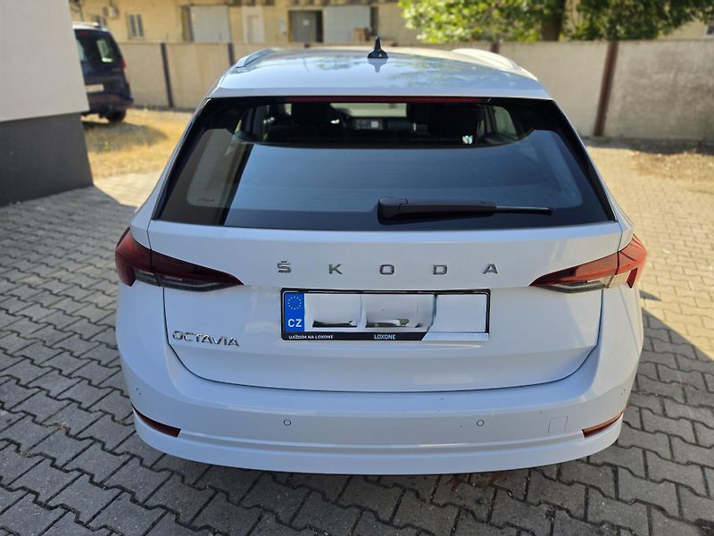 Škoda Octavia (2023) Combi Style 2,0 TDI 110 KW AUT - fotka 4 z 26