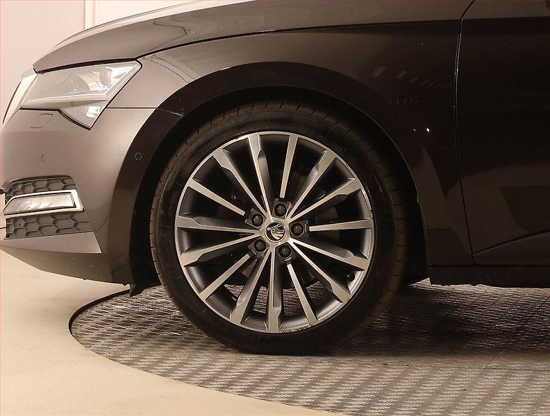 Škoda Superb (2020) Style 2.0 TDI - fotka 15 z 28