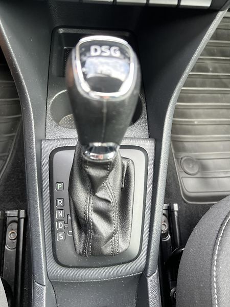 Škoda Rapid 1.4TSi 90kw DSG KLIMA ALU ČR - fotka 21 z 38