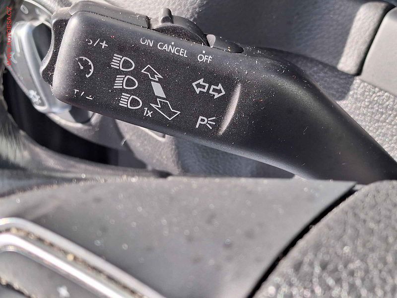 Volkswagen Tiguan (2011) 2.0 TDi 4x4, Team, bixen - fotka 13 z 19
