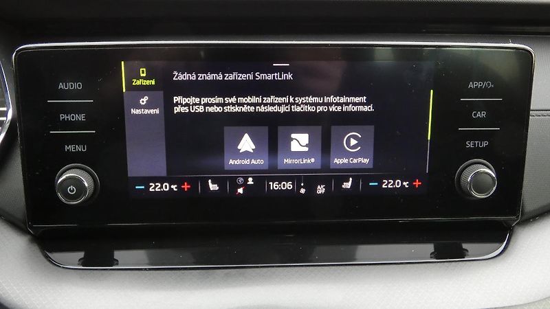Škoda Octavia Combi 1.5 TSI 110kW DSG Ambiti - fotka 14 z 22
