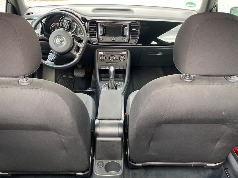 Volkswagen Beetle (2014) 1,2 TSI (77kW) Aut. BA - fotka 12 z 25