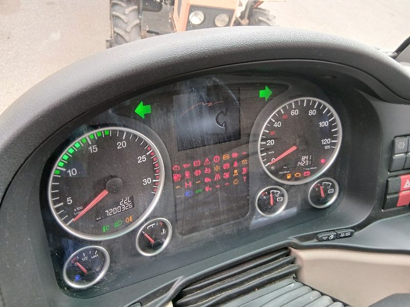 MAN TGX18.460 XXL EURO 6 POŠKOZENÝ - fotka 8 z 19