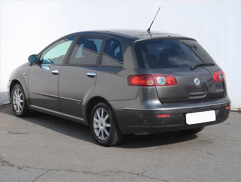 Fiat Croma (2006) 1.9 Multijet, nová STK, Tažné - fotka 4 z 16