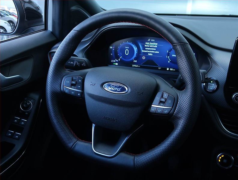 Ford Puma (2022) ST-Line X 1.0 EcoBoost mHEV - fotka 13 z 19