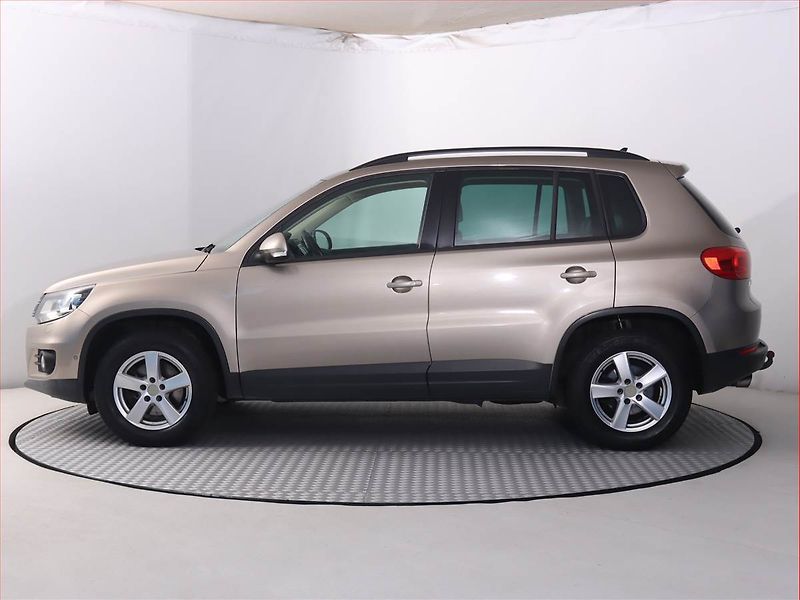 Volkswagen Tiguan (2012) Exclusive 2.0 TDI, 4X4 - fotka 3 z 20