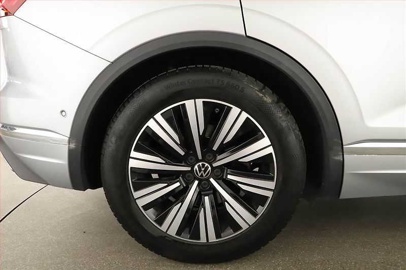 Volkswagen Touareg (2020) 3.0 TDI - fotka 12 z 21