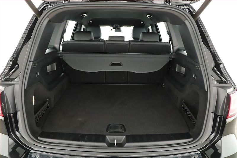 Mercedes-Benz GLB (2023) 200 - fotka 11 z 22