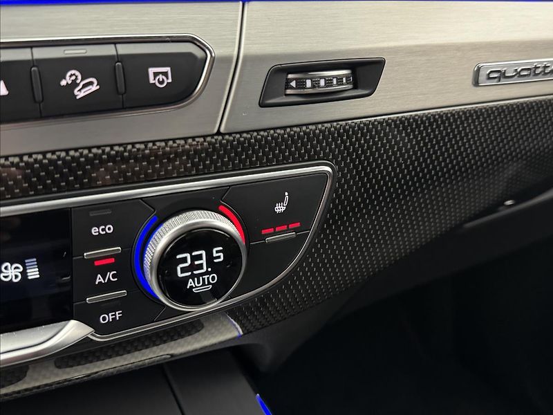 Audi SQ7 4,0 V8 MATRIX BOSE DPH 360° CZ - fotka 27 z 52