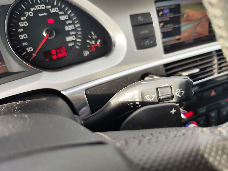 Audi A6 3.0 TDI/176kW V6 quattro AT - fotka 25 z 33